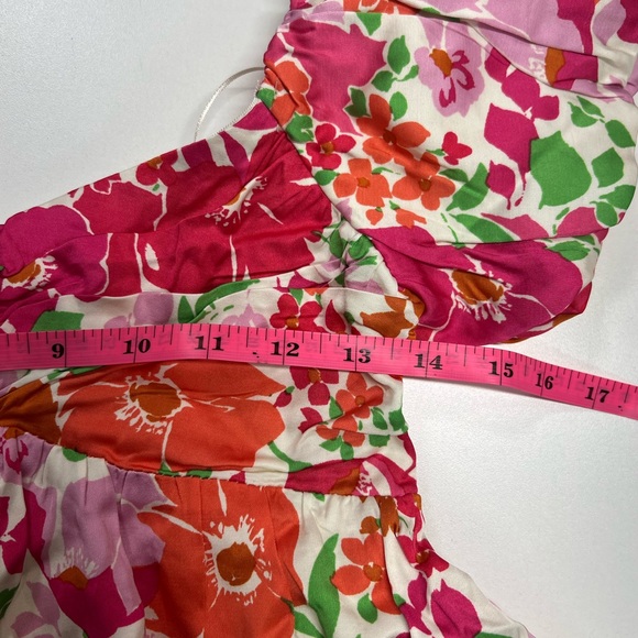 ASTR the Label Women's Nalda Top Floral Size Small Pink Puff Sleeve - Picture 9 of 12